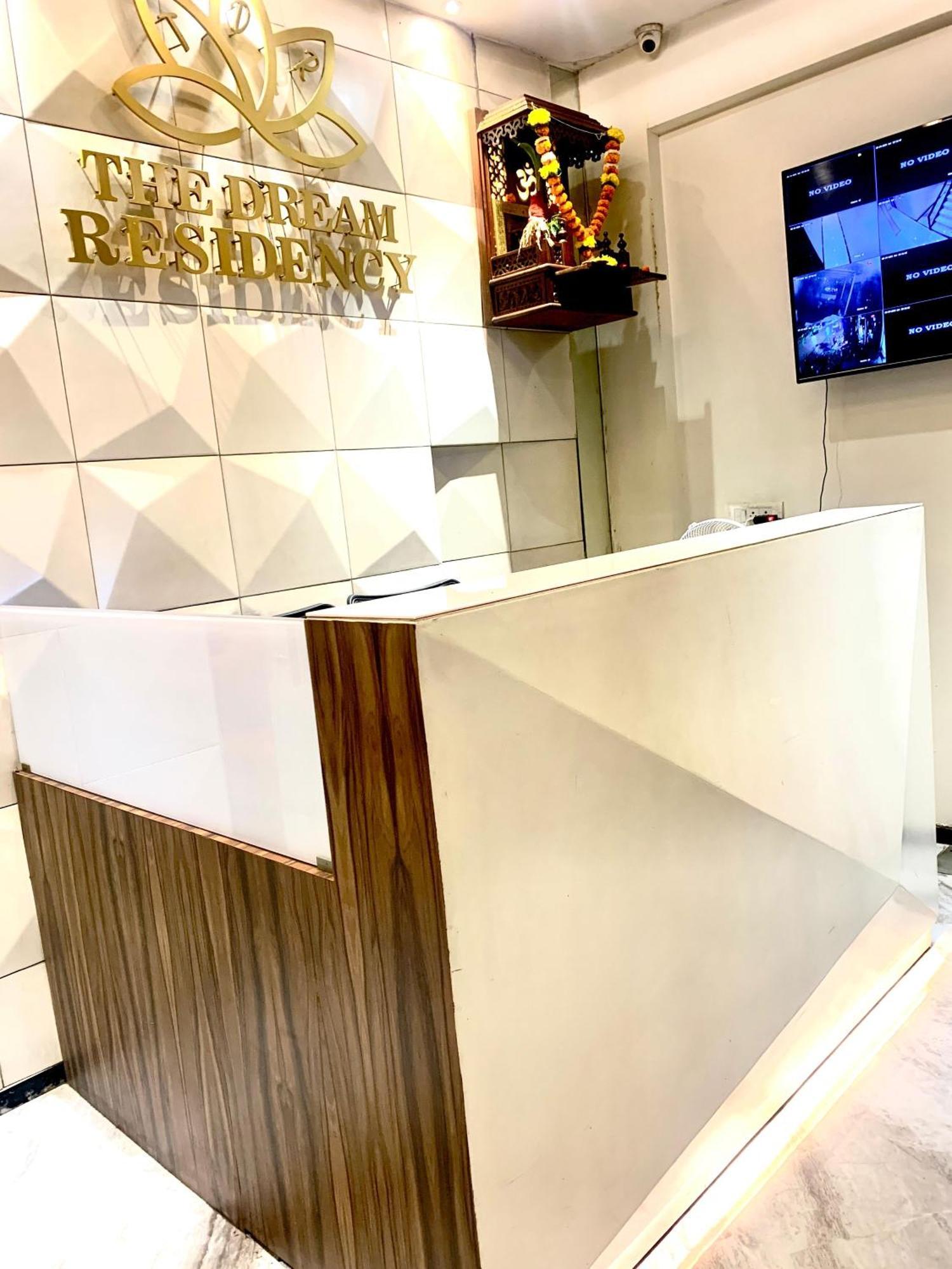 เดอะ ดรีม เรสซิเดนซี Hotel มุมไบ ภายนอก รูปภาพ